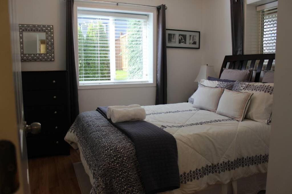 Memory Lane Guest Suite Sooke Extérieur photo