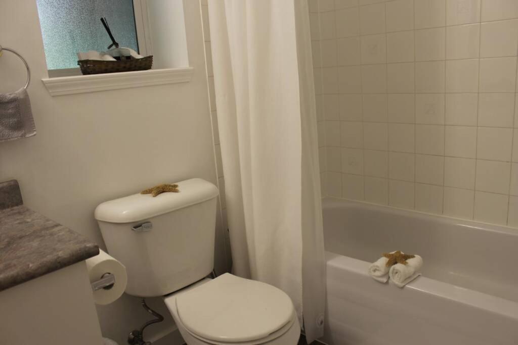 Memory Lane Guest Suite Sooke Extérieur photo